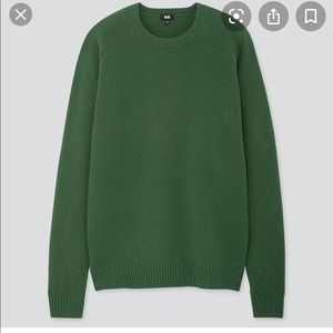 Uniqlo Premium Lambswool Forest Green Sweater